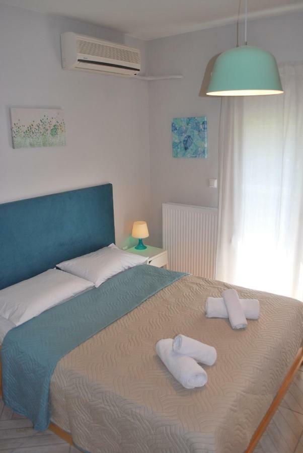 Cornelia Apartment PalaiónTsiflíkion Buitenkant foto