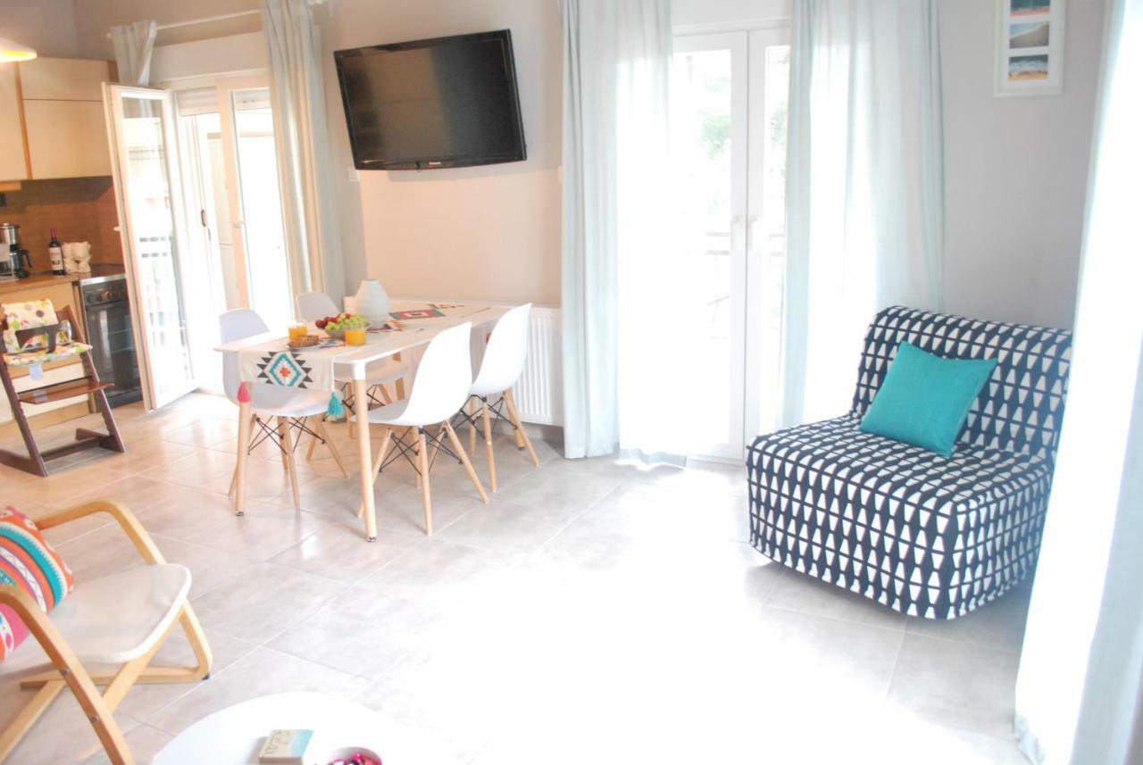 Cornelia Apartment PalaiónTsiflíkion Buitenkant foto
