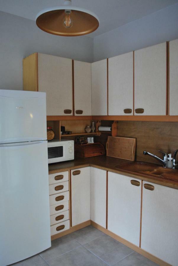Cornelia Apartment PalaiónTsiflíkion Buitenkant foto