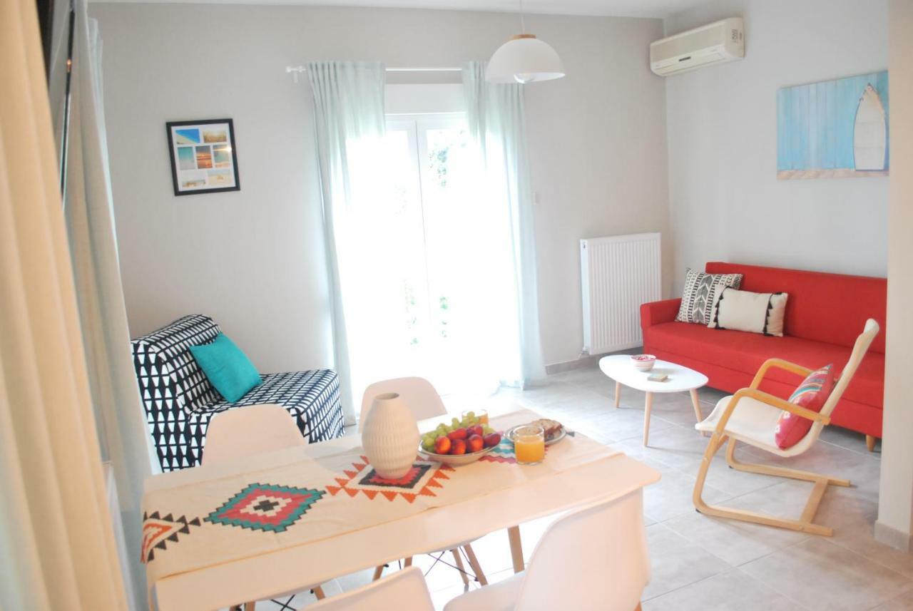 Cornelia Apartment PalaiónTsiflíkion Buitenkant foto