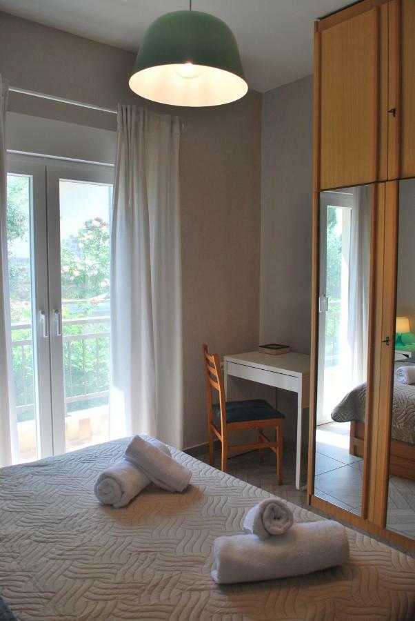 Cornelia Apartment PalaiónTsiflíkion Buitenkant foto