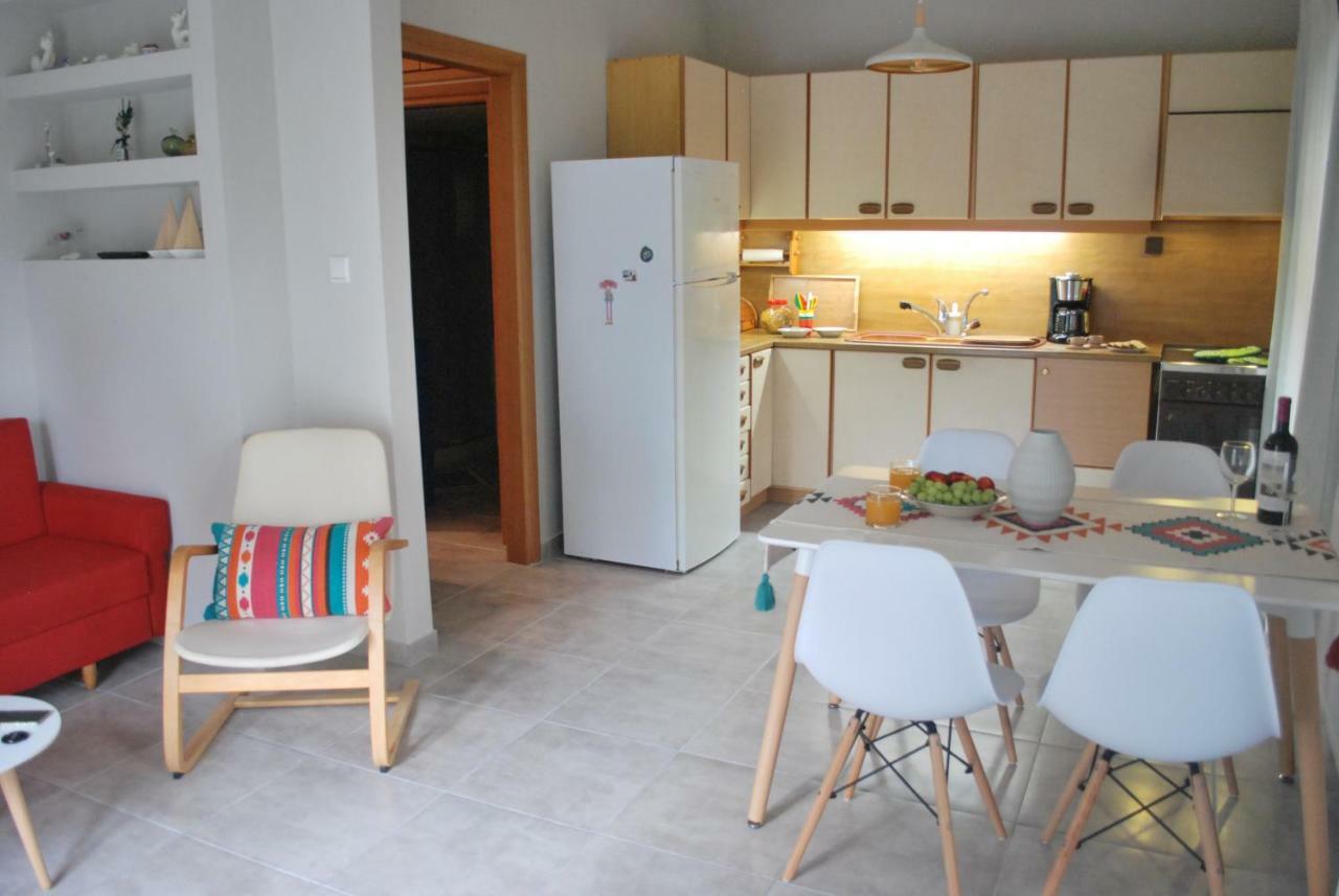 Cornelia Apartment PalaiónTsiflíkion Buitenkant foto